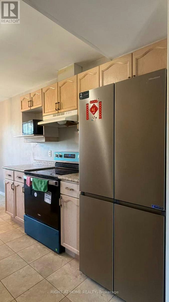271 Fleming Drive, London, ON, N5V 4Y8 - 4