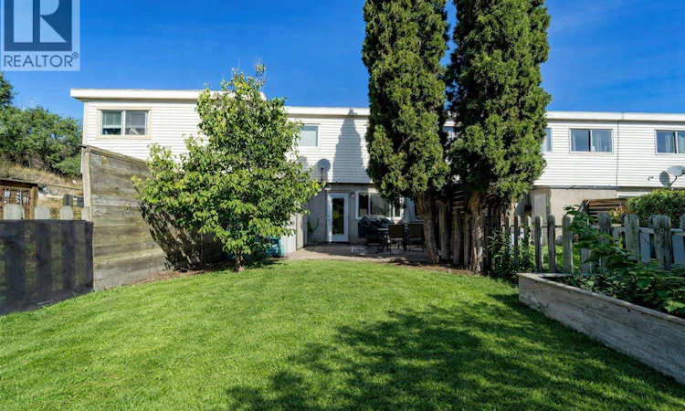 4-700 Collingwood Drive