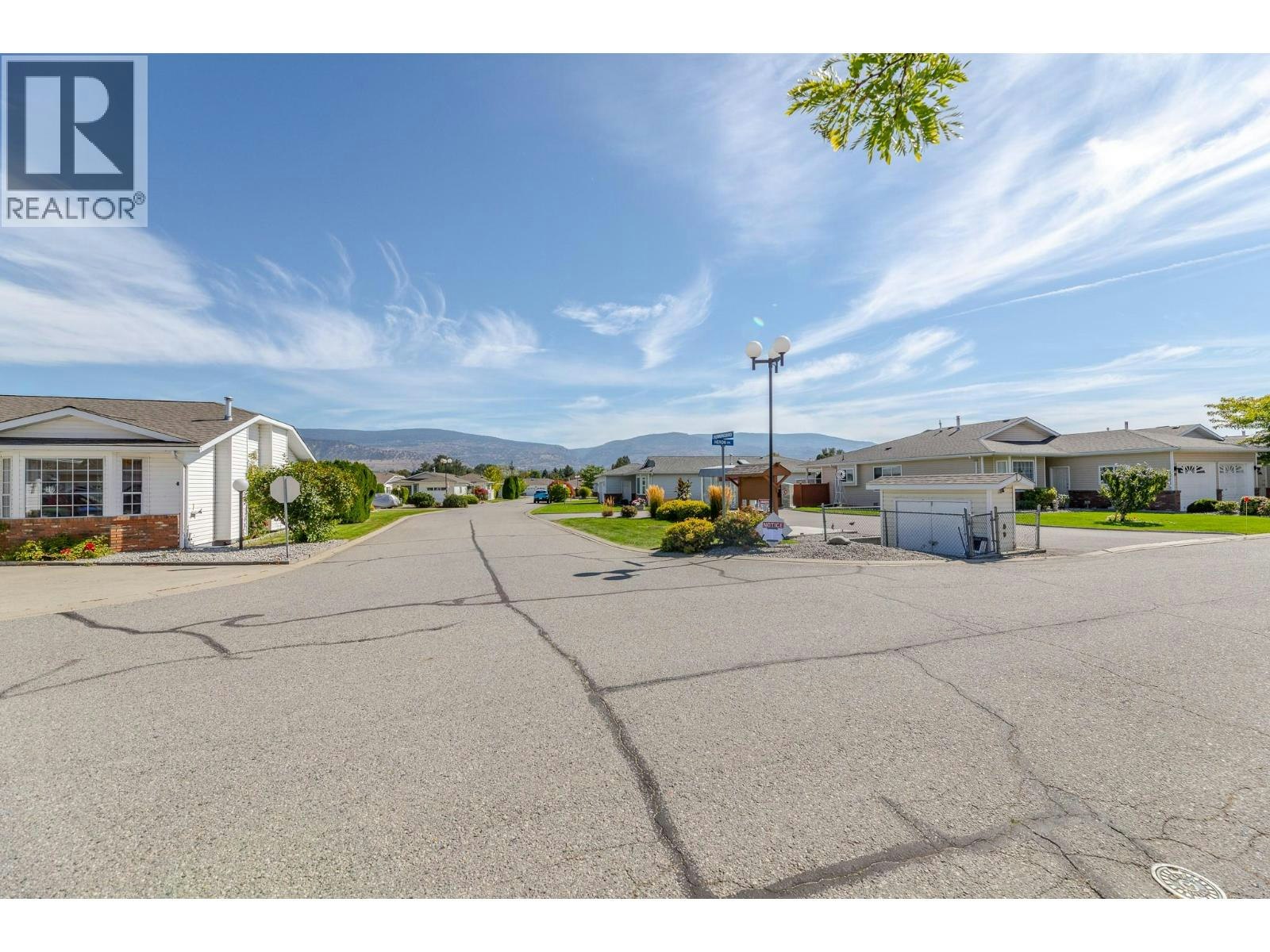 124 Heron Drive, Summerland, BC, V2A 8K6 - 46