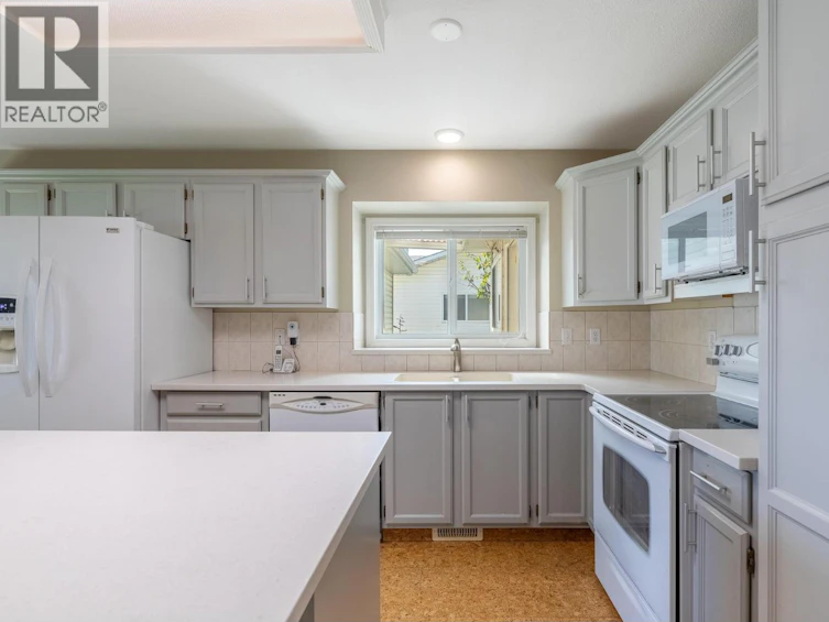 124 Heron Drive, Summerland, BC, V2A 8K6 - 17