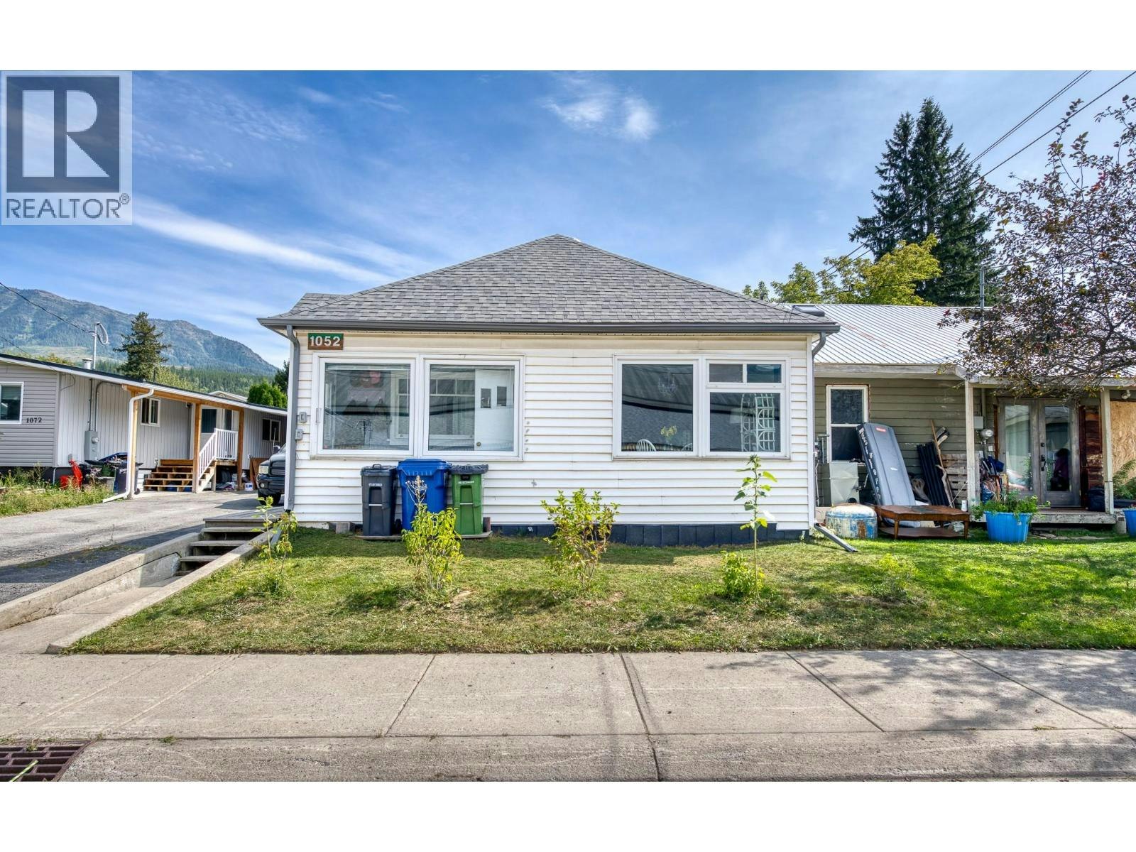 1052 6th Avenue, Fernie, BC, V0B 1M0