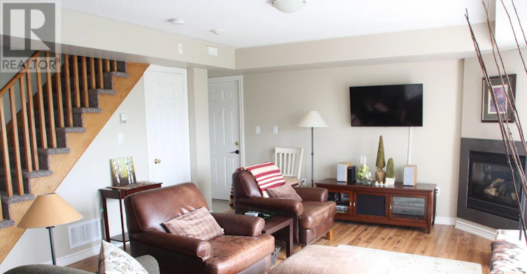 10 Joseph Trail, Collingwood, ON, L9Y 0J2 - 4
