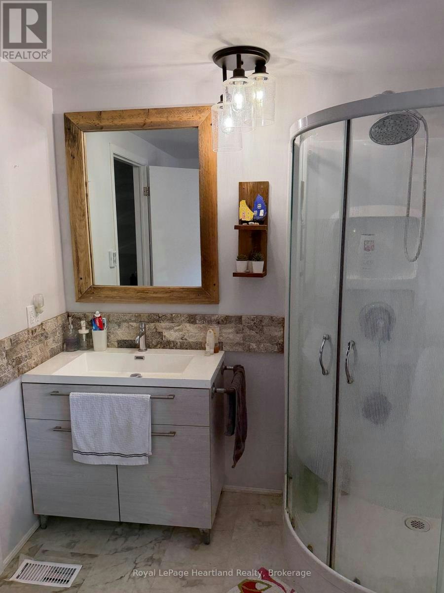 2 Huron Lane, Goderich, ON, N7A 3Y2 - 10