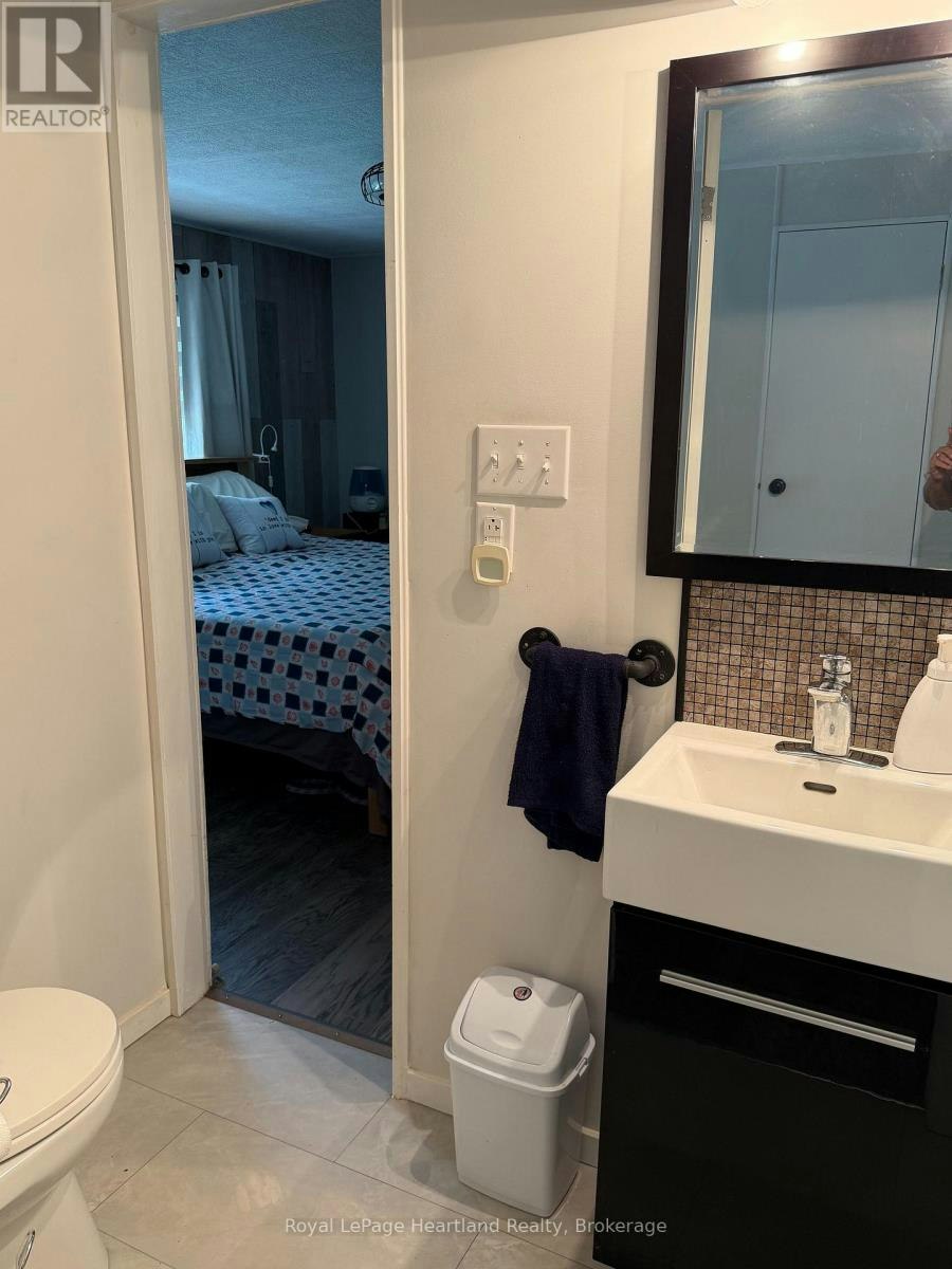 2 Huron Lane, Goderich, ON, N7A 3Y2 - 11