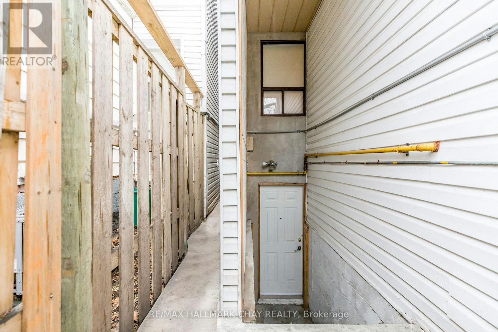 LOWER-80 Rushbrooke Avenue, Toronto, ON, M4M 3A9 - 2