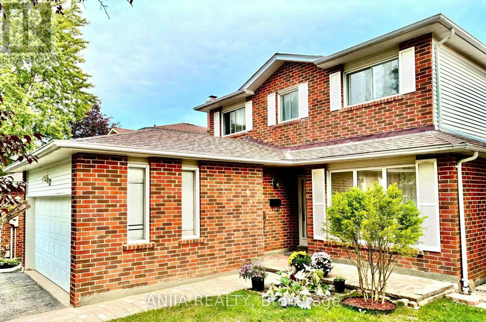 77 Royal Palm Drive, Brampton, ON, L6Z 1P2