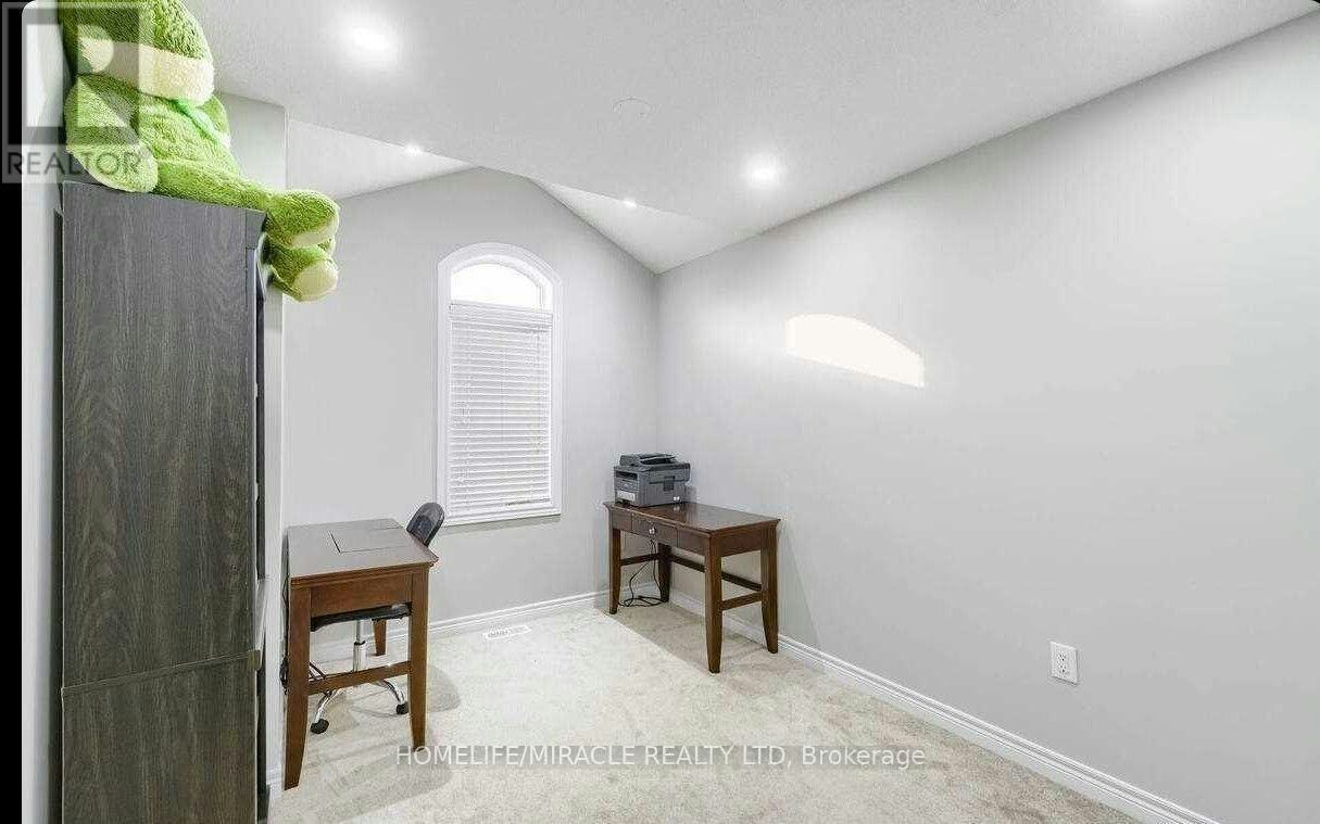 63 Antibes Drive, Brampton, ON, L6S 5H5 - 9