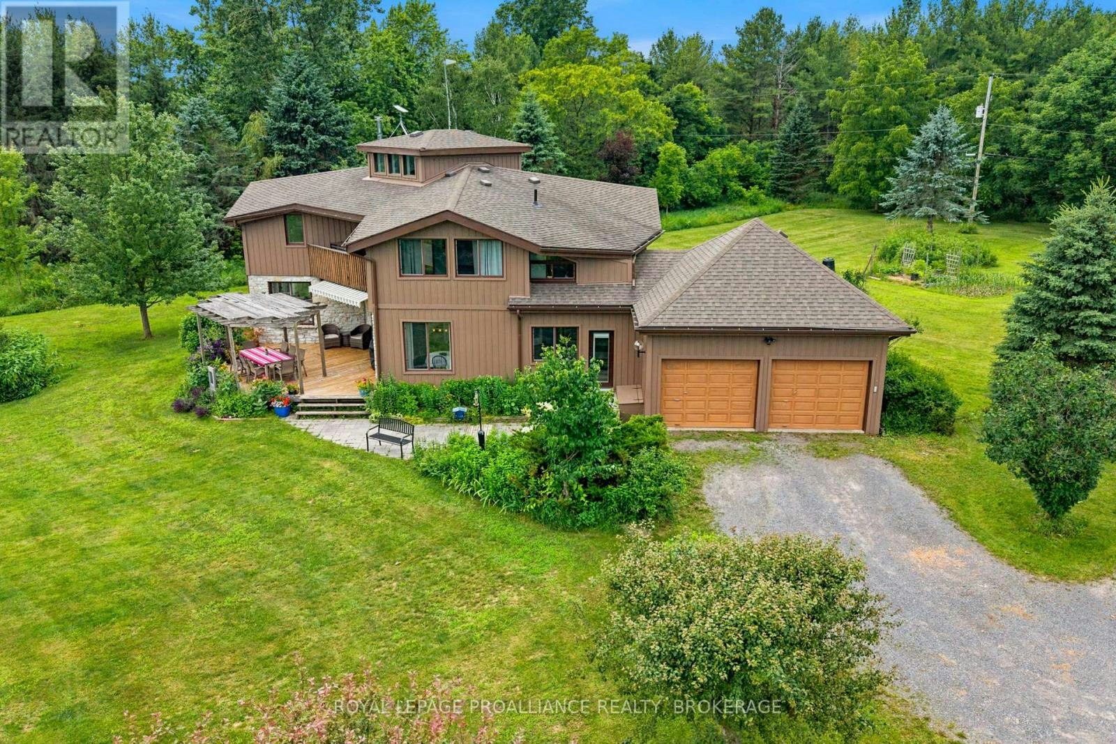 2576 Howe Island Drive, Howe Island, ON, K7G 2V6