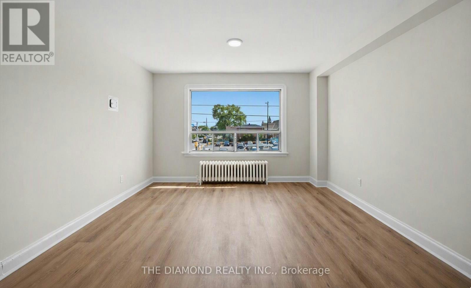1958A Eglinton Avenue W, Toronto, ON, M6E 2J8 - 14