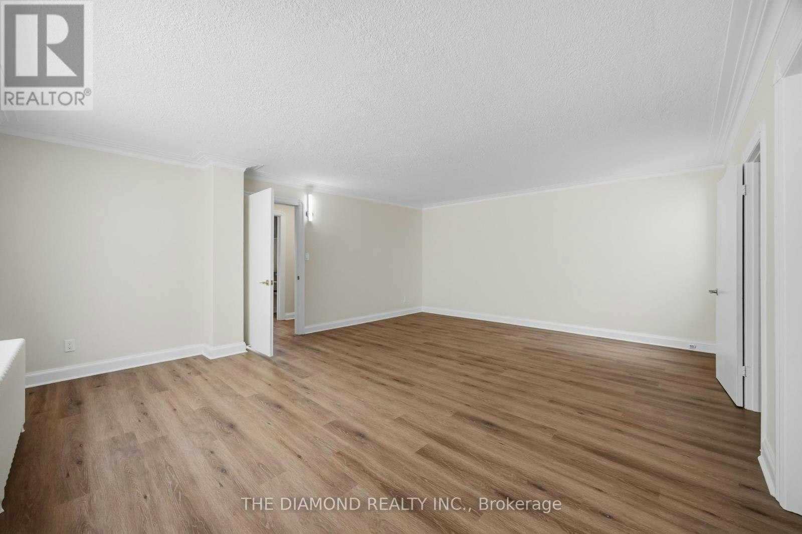 1958A Eglinton Avenue W, Toronto, ON, M6E 2J8 - 28