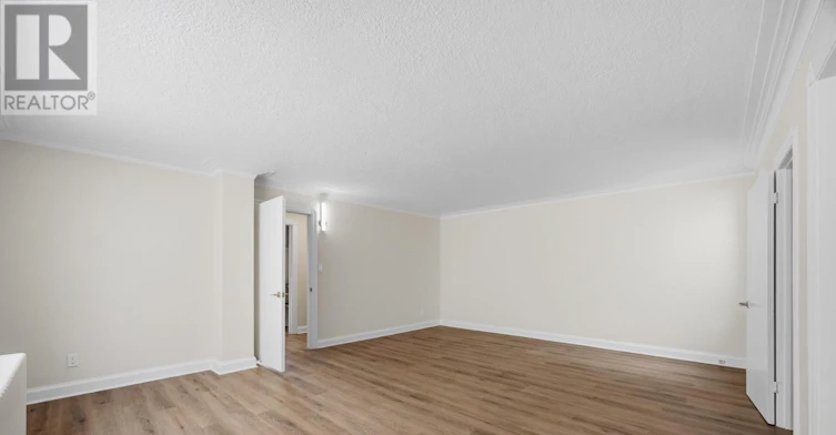 1958A Eglinton Avenue W, Toronto, ON, M6E 2J8 - 28
