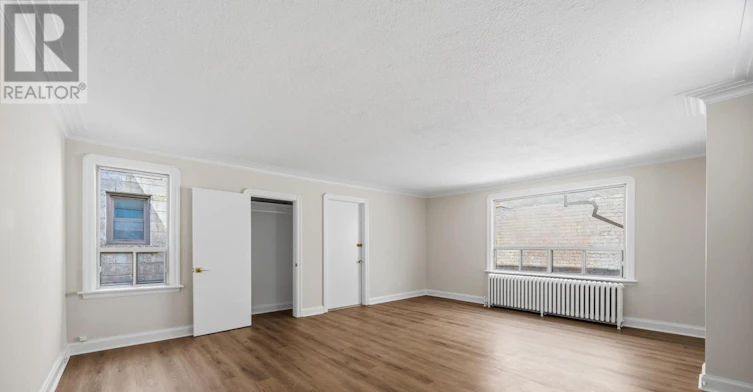 1958A Eglinton Avenue W, Toronto, ON, M6E 2J8 - 27