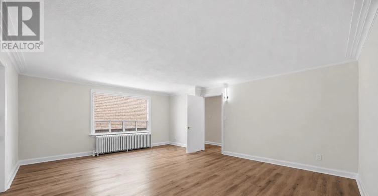 1958A Eglinton Avenue W, Toronto, ON, M6E 2J8 - 29