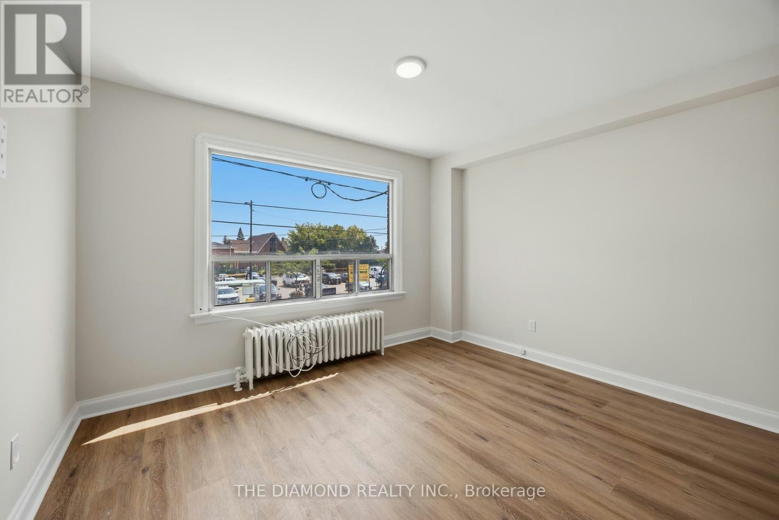 1958A Eglinton Avenue W, Toronto, ON, M6E 2J8 - 20