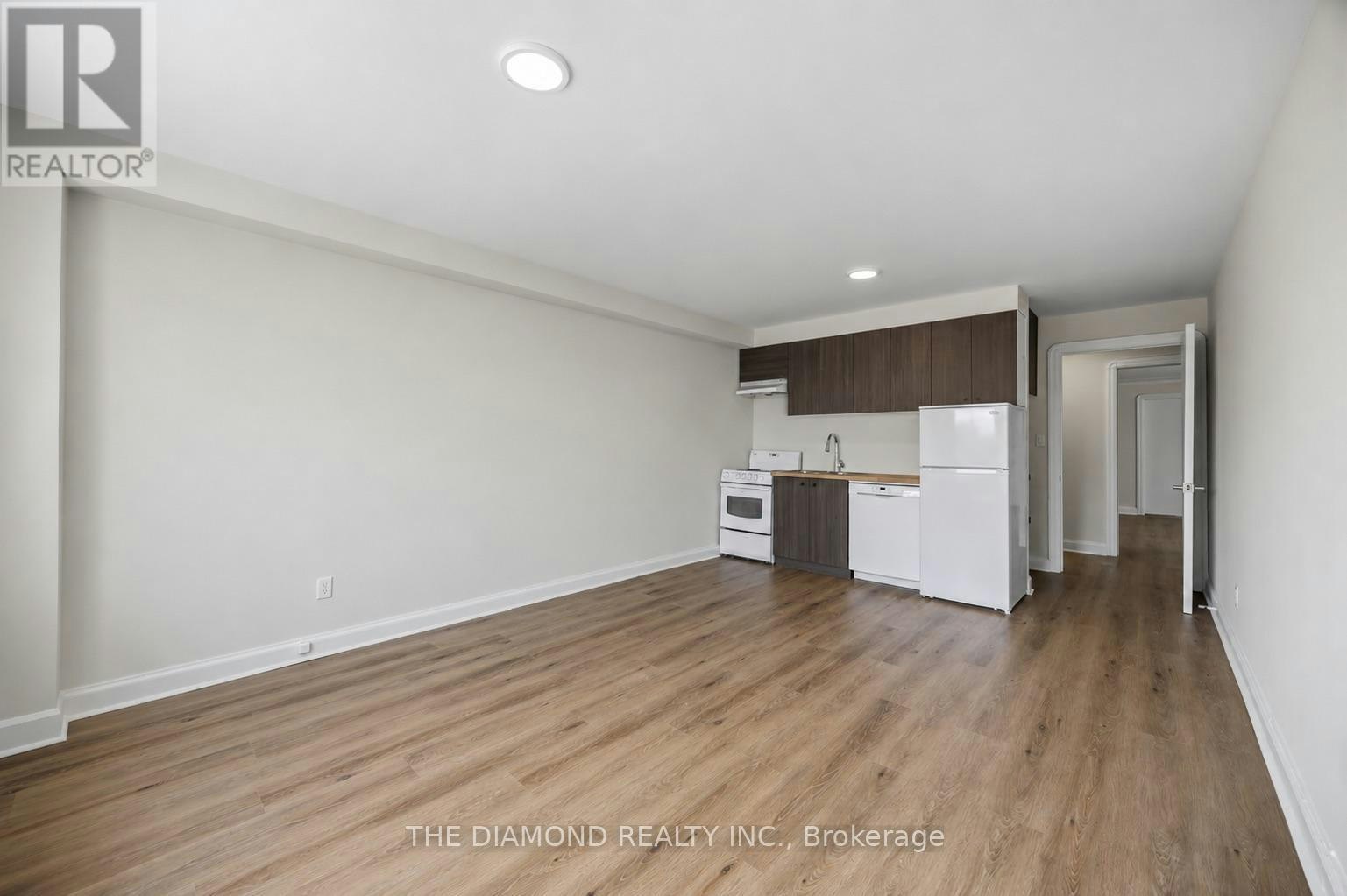 1958A Eglinton Avenue W, Toronto, ON, M6E 2J8 - 11