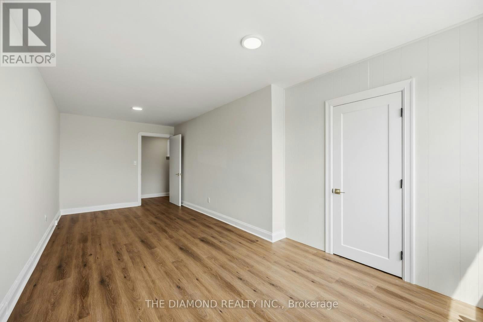 1958A Eglinton Avenue W, Toronto, ON, M6E 2J8 - 24
