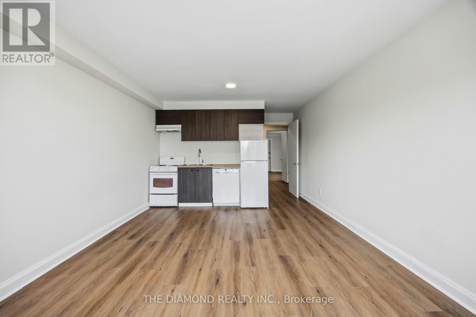 1958A Eglinton Avenue W, Toronto, ON, M6E 2J8 - 16