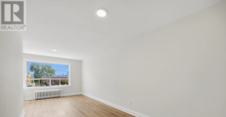 1958A Eglinton Avenue W, Toronto, ON, M6E 2J8 - 22
