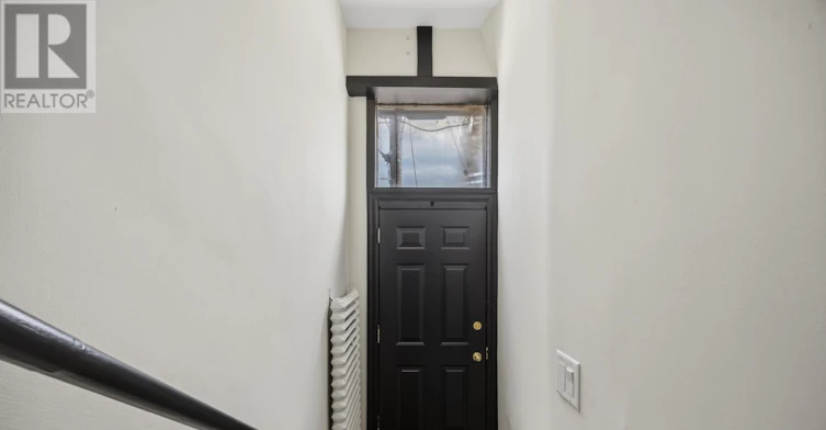1958A Eglinton Avenue W, Toronto, ON, M6E 2J8 - 3