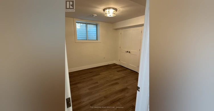 7416 Parkside Parkside Road Road, Niagara Falls, ON, L2H 3V9 - 3