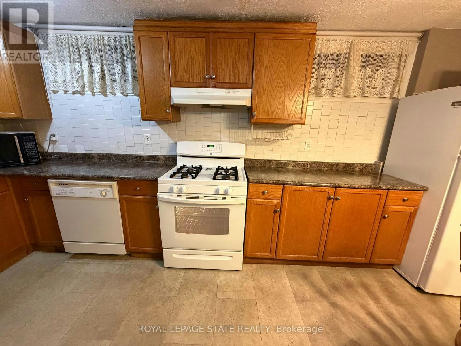 BASEMENT-79 Edinburgh Avenue, Hamilton, ON, L8H 2C6 - 4