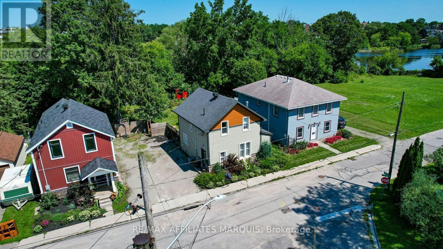 20 River Street, Smiths Falls, ON, K7A 3S2