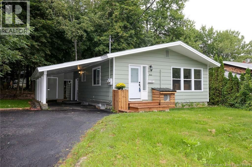 843 York Street, Fredericton, NB, E3B 3R9