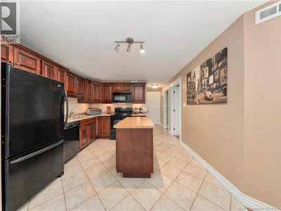 206-65 Diamond Head Court - 4