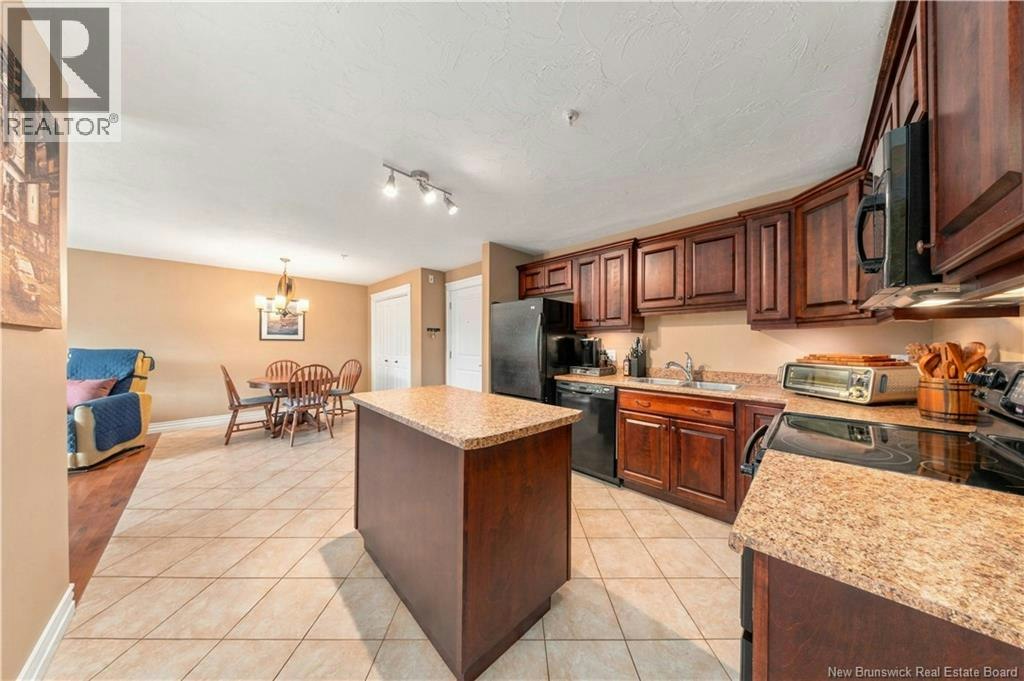 206-65 Diamond Head Court - 5