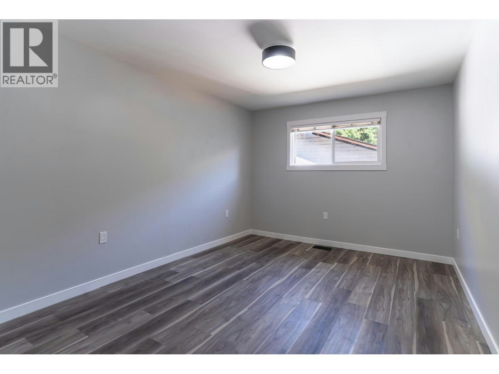 2323 Vale Avenue, Lumby, BC, V0E 2G0 - 11