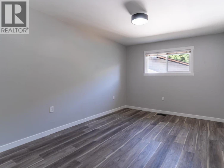 2323 Vale Avenue, Lumby, BC, V0E 2G0 - 11