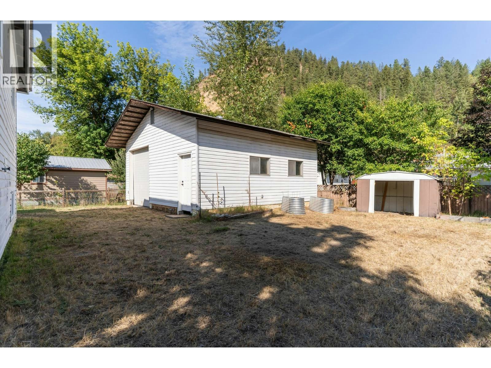 2323 Vale Avenue, Lumby, BC, V0E 2G0 - 38
