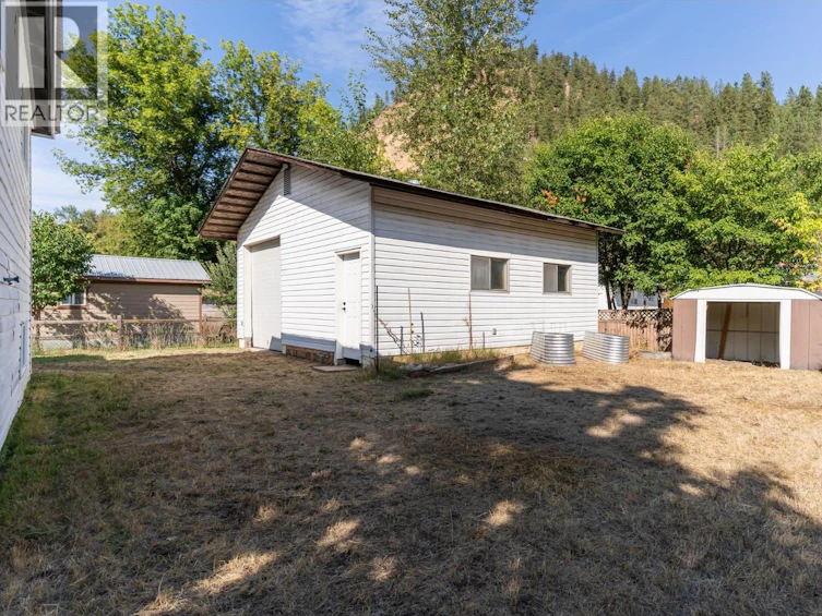 2323 Vale Avenue, Lumby, BC, V0E 2G0 - 38