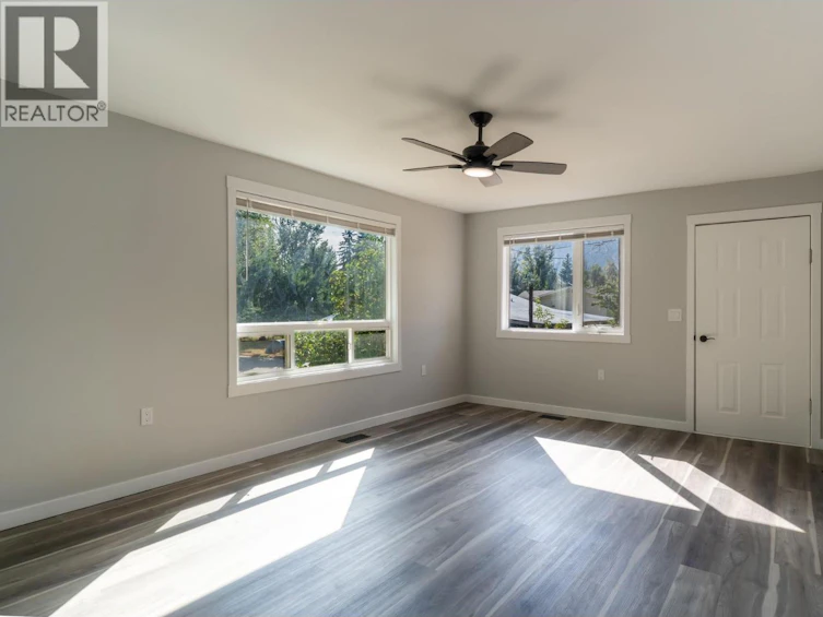 2323 Vale Avenue, Lumby, BC, V0E 2G0 - 4