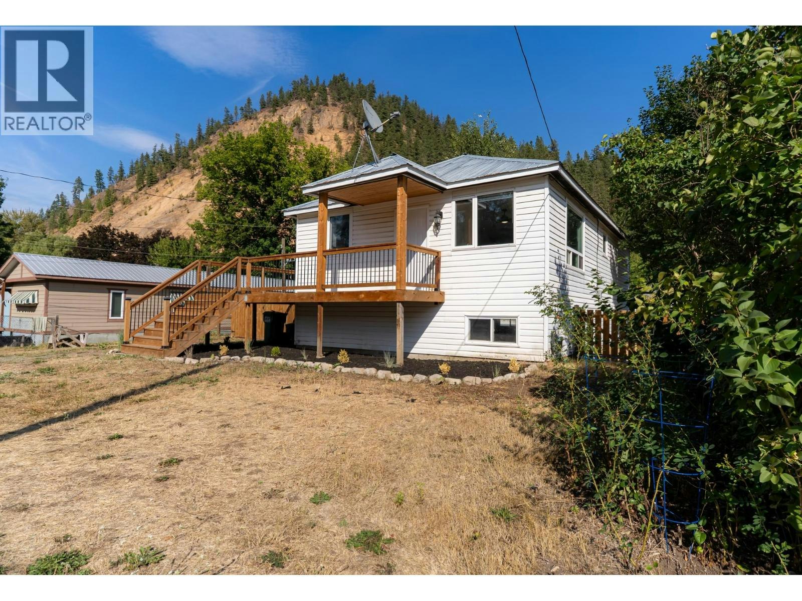 2323 Vale Avenue, Lumby, BC, V0E 2G0 - 44