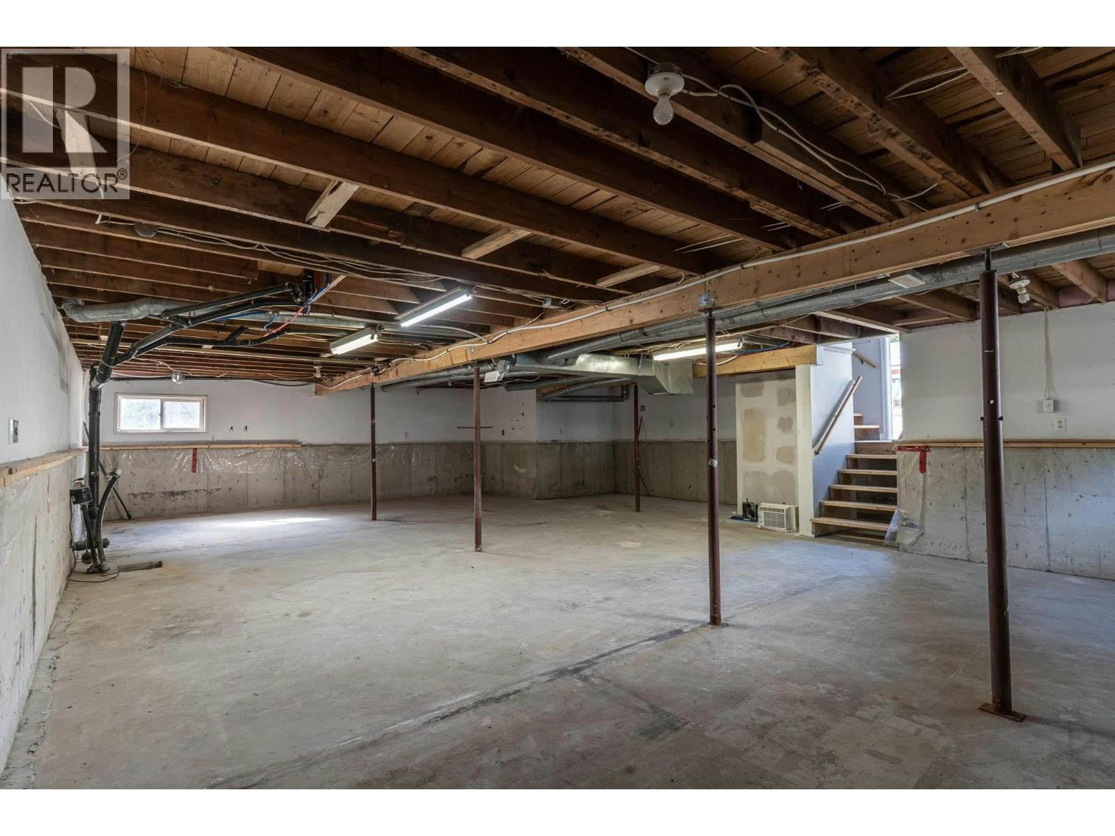 2323 Vale Avenue, Lumby, BC, V0E 2G0 - 17