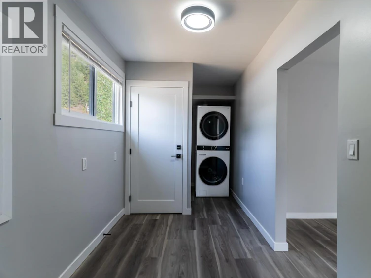 2323 Vale Avenue, Lumby, BC, V0E 2G0 - 28