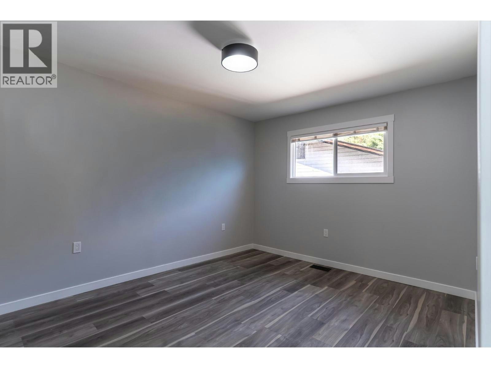 2323 Vale Avenue, Lumby, BC, V0E 2G0 - 14