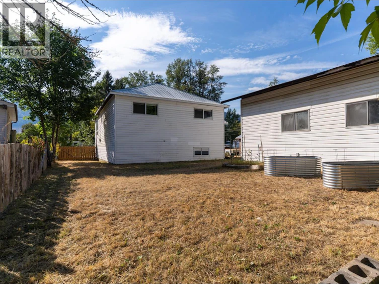2323 Vale Avenue, Lumby, BC, V0E 2G0 - 24