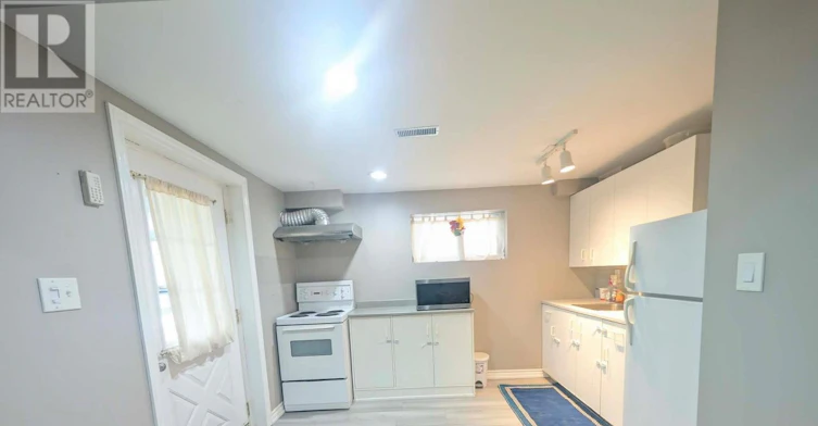 18 Frazer Road, Ajax, ON, L1S 4B2 - 6