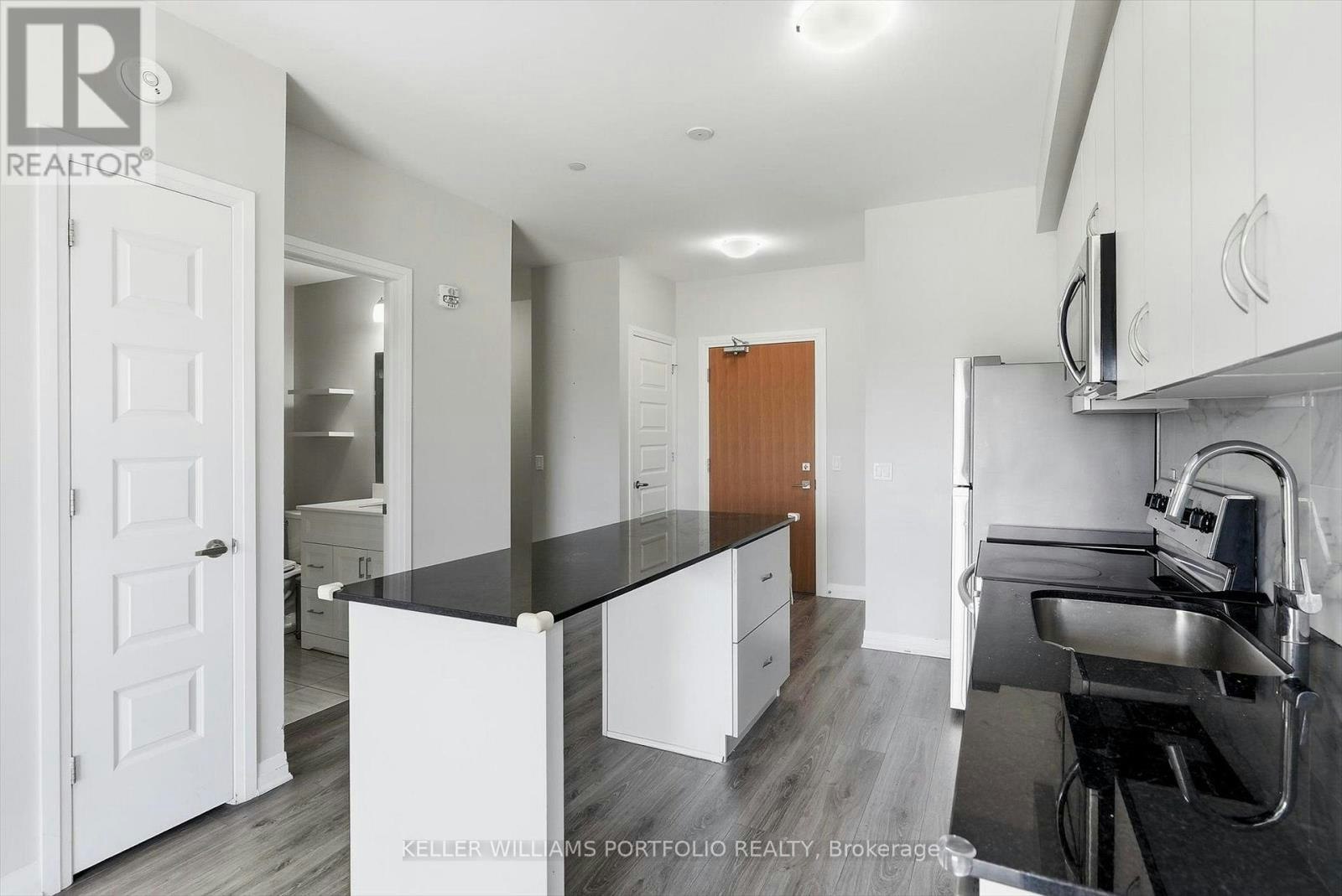 312-128 Grovewood Common, Oakville, ON, L6H 0X3 - 12