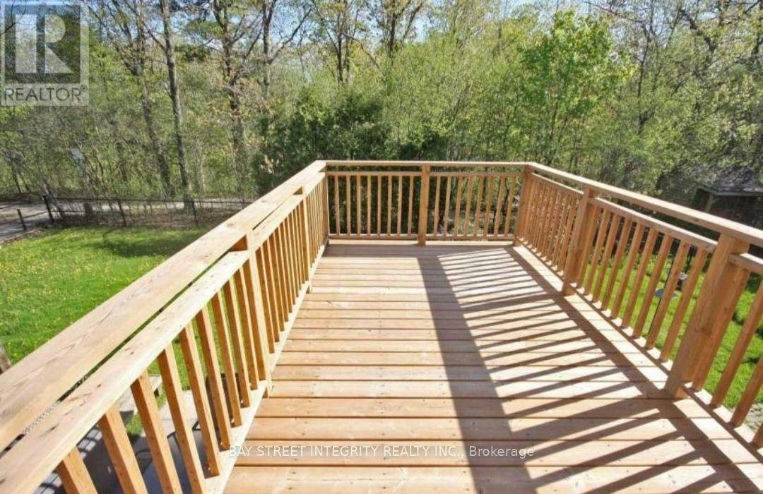 355 Ravineview Way, Oakville, ON, L6H 6S5 - 10