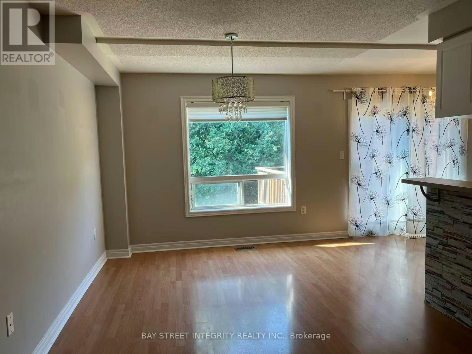 355 Ravineview Way, Oakville, ON, L6H 6S5 - 3