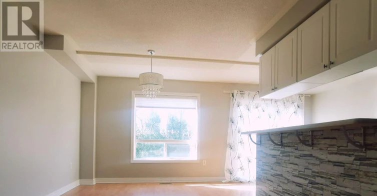 355 Ravineview Way, Oakville, ON, L6H 6S5 - 5