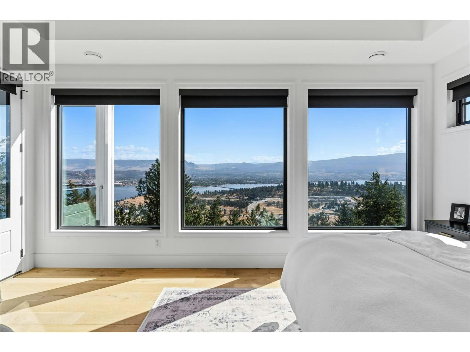 902 Lloyd Jones Drive, West Kelowna, BC, V1Z 2X9 - 40