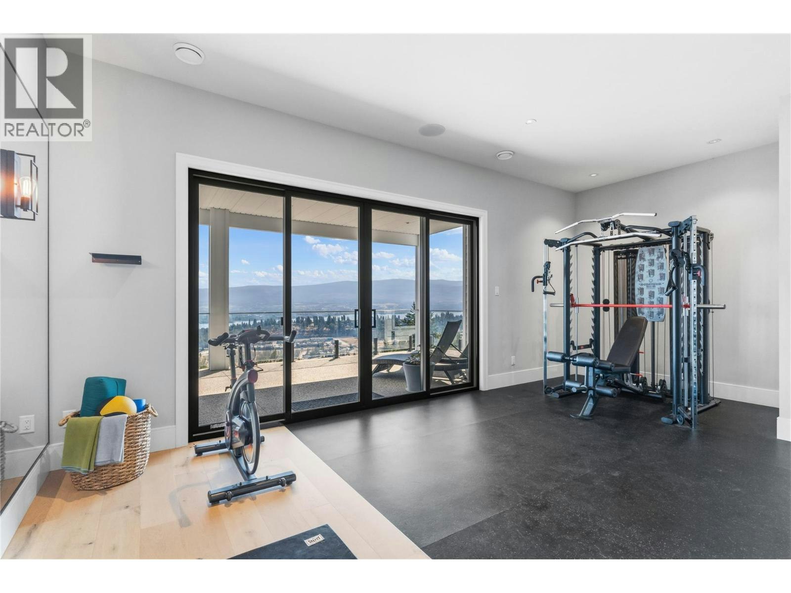 902 Lloyd Jones Drive, West Kelowna, BC, V1Z 2X9 - 53