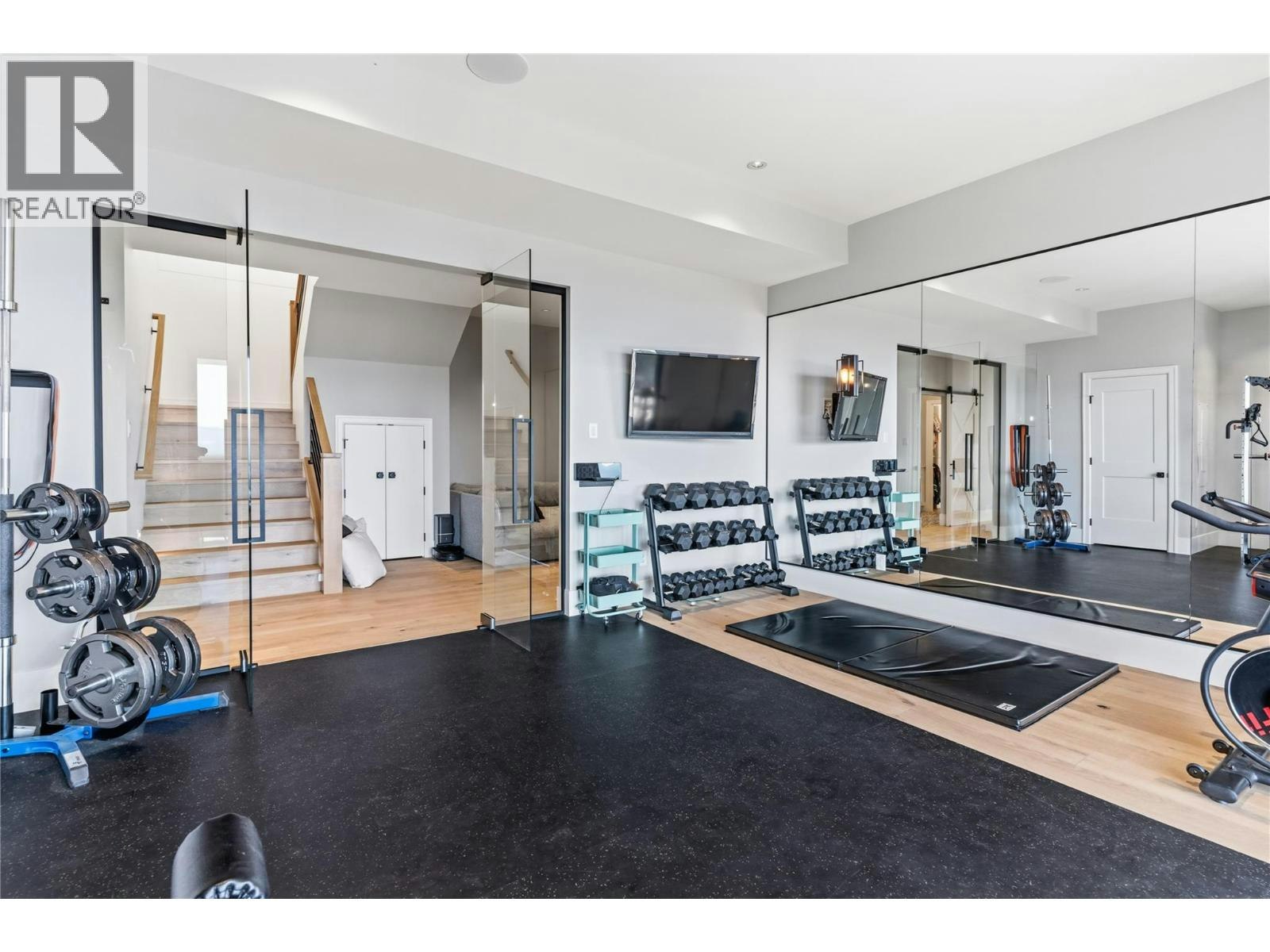 902 Lloyd Jones Drive, West Kelowna, BC, V1Z 2X9 - 54