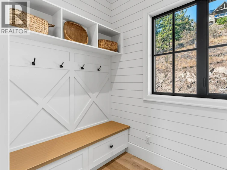 902 Lloyd Jones Drive, West Kelowna, BC, V1Z 2X9 - 20