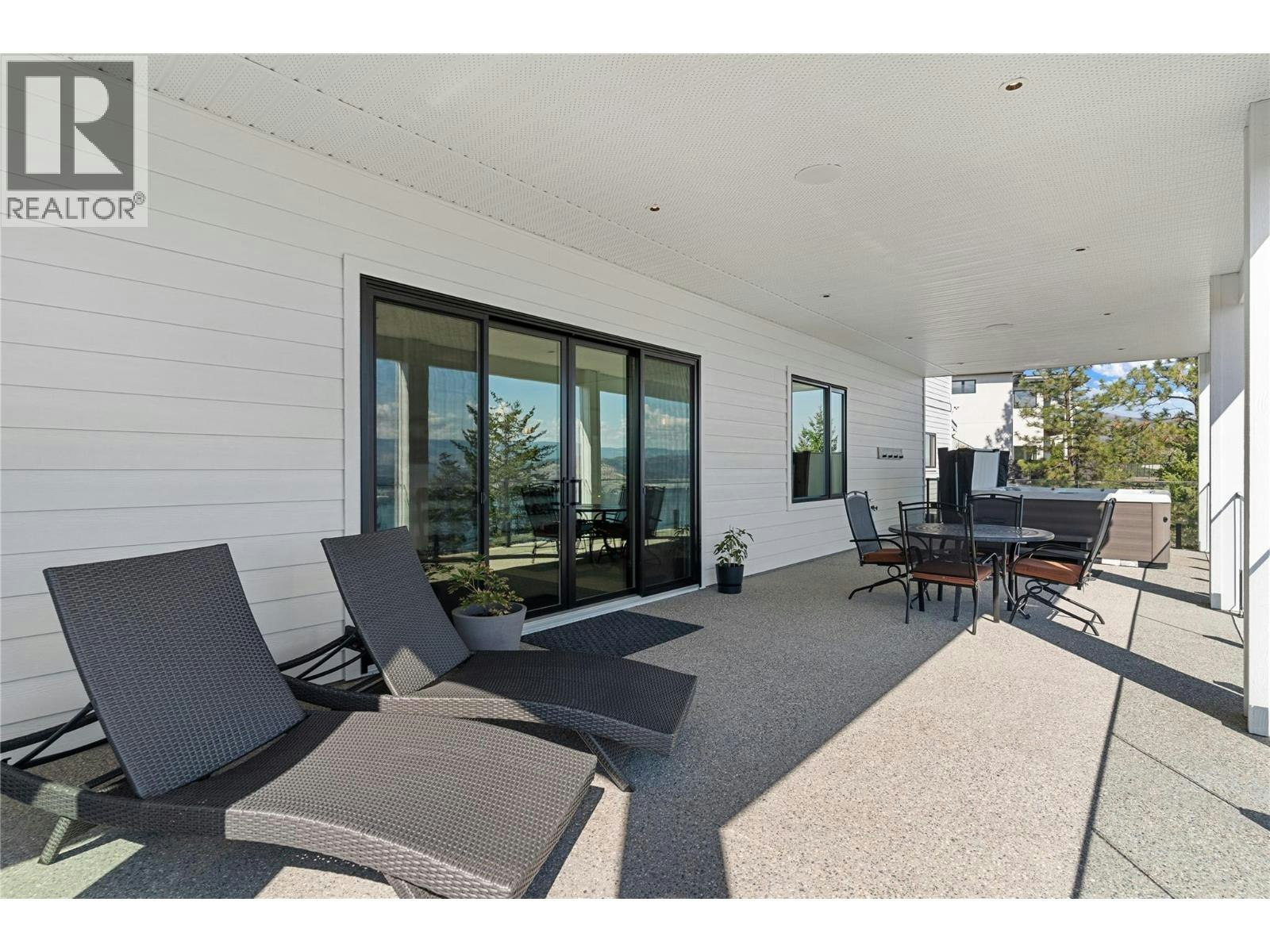 902 Lloyd Jones Drive, West Kelowna, BC, V1Z 2X9 - 55