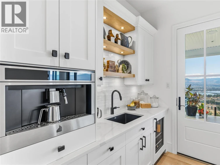 902 Lloyd Jones Drive, West Kelowna, BC, V1Z 2X9 - 18